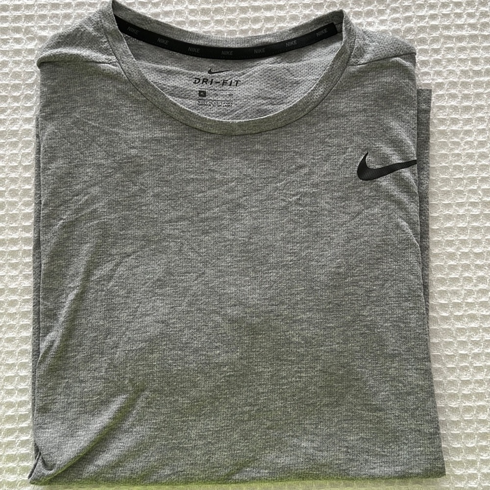 Nike dri fit tee